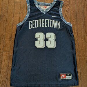 Vintage Georgetown Nike '33' (Ewing/Mourning) Jersey Made in USA - Size M (22x32